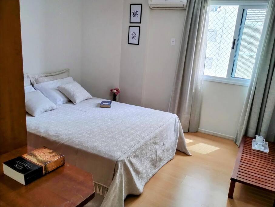 Apartamento Frente Ao Mar. Amplo E Confortavel. *